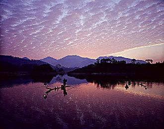 Steam新一周销量榜 《命运2：邪姬魅影》登顶